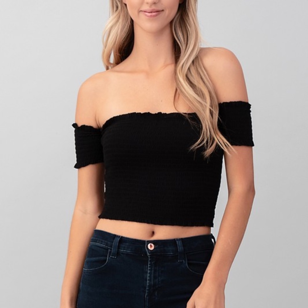 NWT AVA OFF THE SHOULDER  TOP